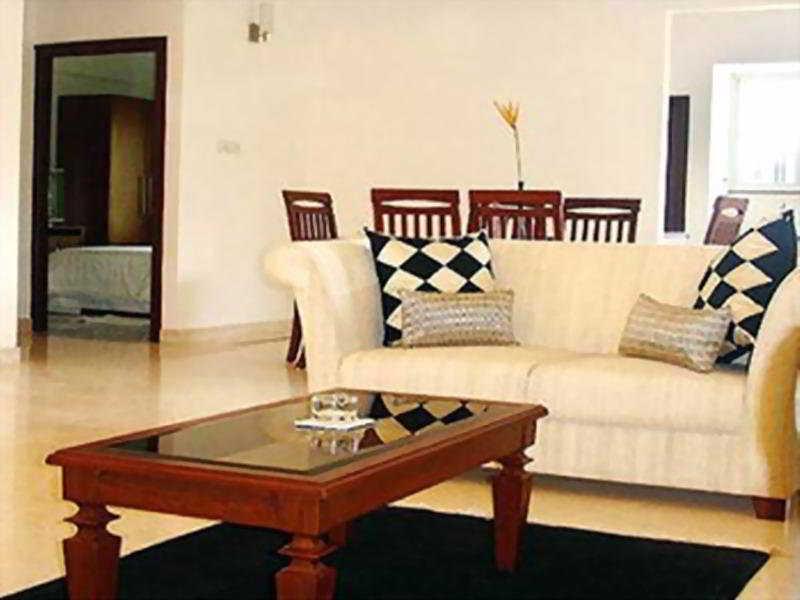 Justa Indiranagar Aparthotel Bangalore Exterior foto