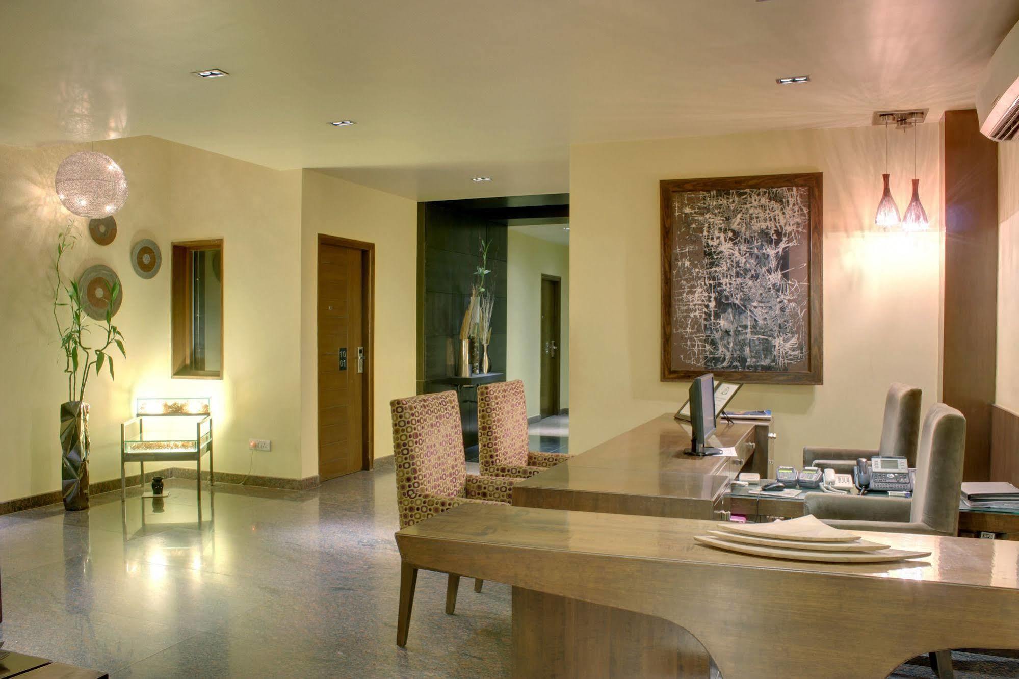 Justa Indiranagar Aparthotel Bangalore Exterior foto